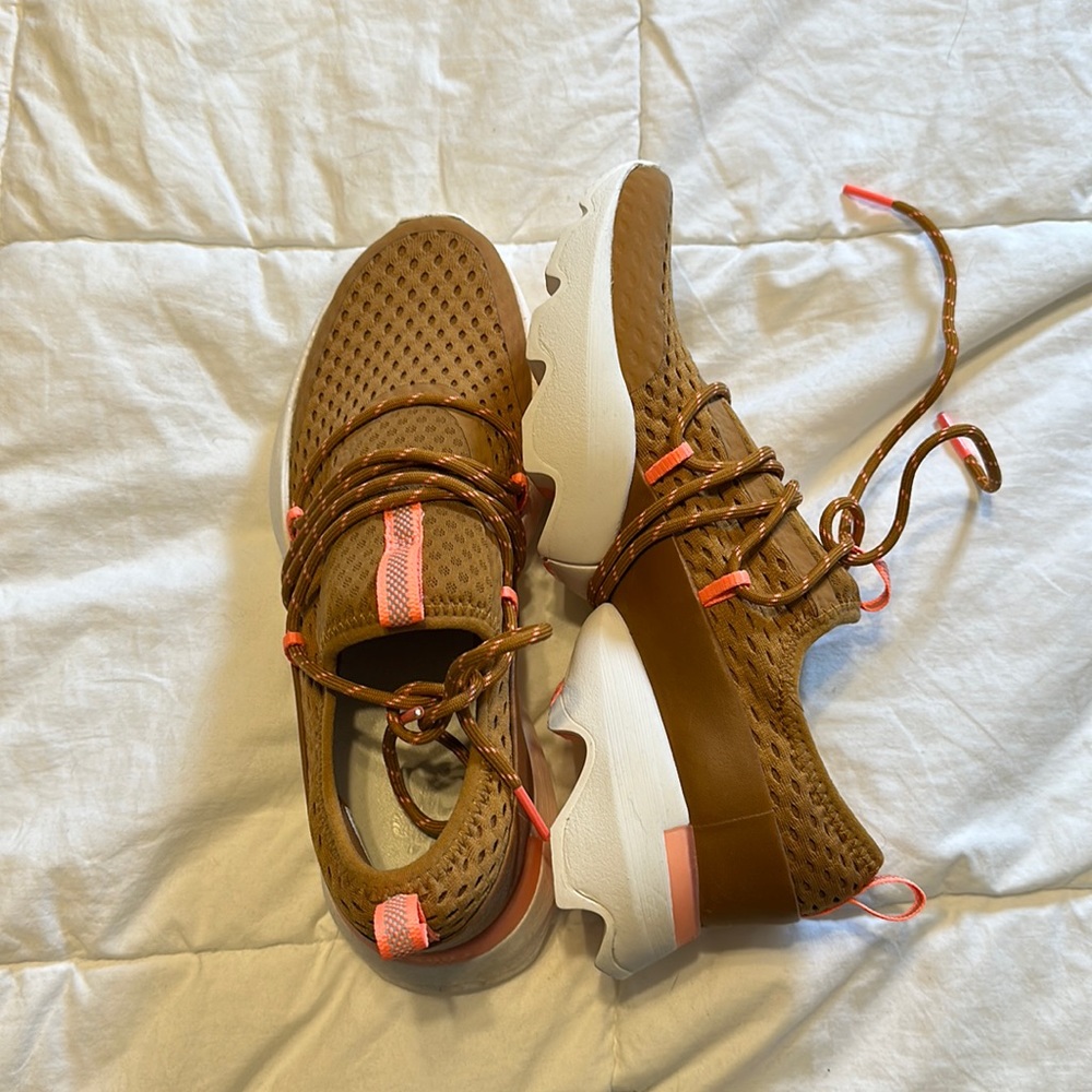 Women’s Sorel Shoes